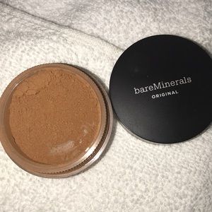 Bare Minerals powder foundation